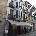 Arva París 3* León