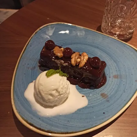 Szálloda Arva Paris 3*