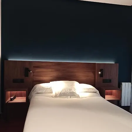 Arva Paris Hotel León