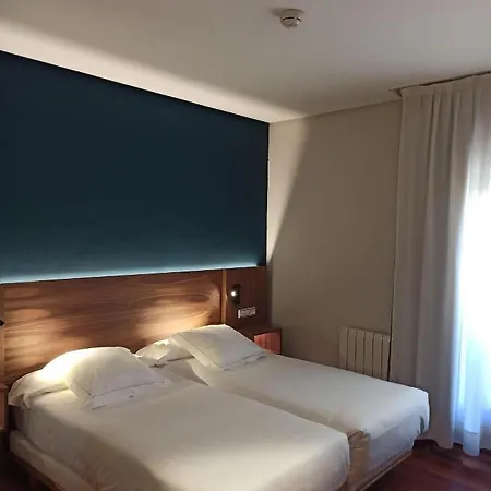 Arva París 3* León