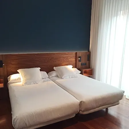 Arva Paris Hotel 3*