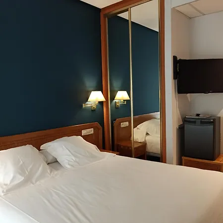 巴黎spa酒店 3* 莱昂