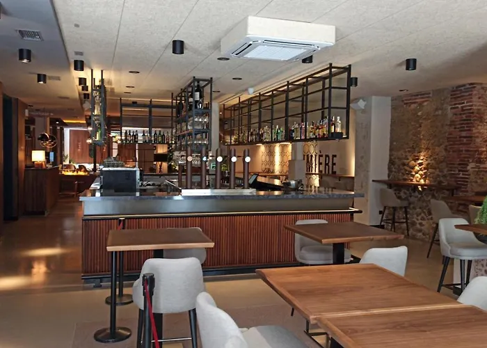 Szálloda Arva Paris León