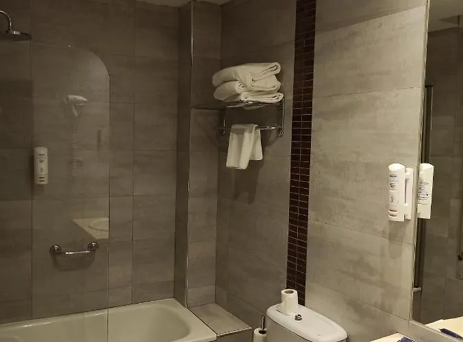 Arva París Hotel León